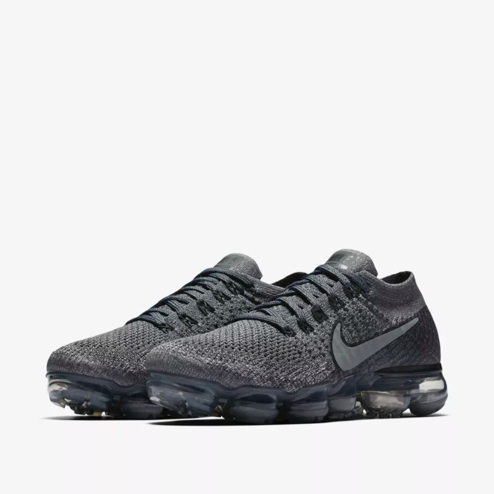 Nike  air vapor max cool grey